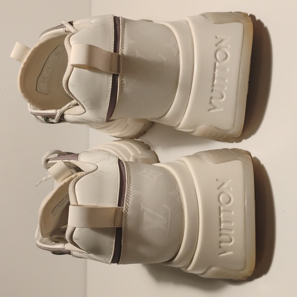 Louis Vuitton Run Away Pulse Sneakers Men's Size 10 🔥🔥🔥 - Picture 14 of 16